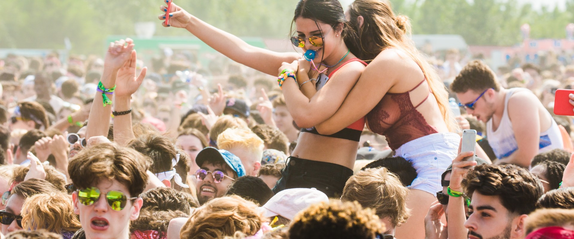 How do you get the best time at a music festival?